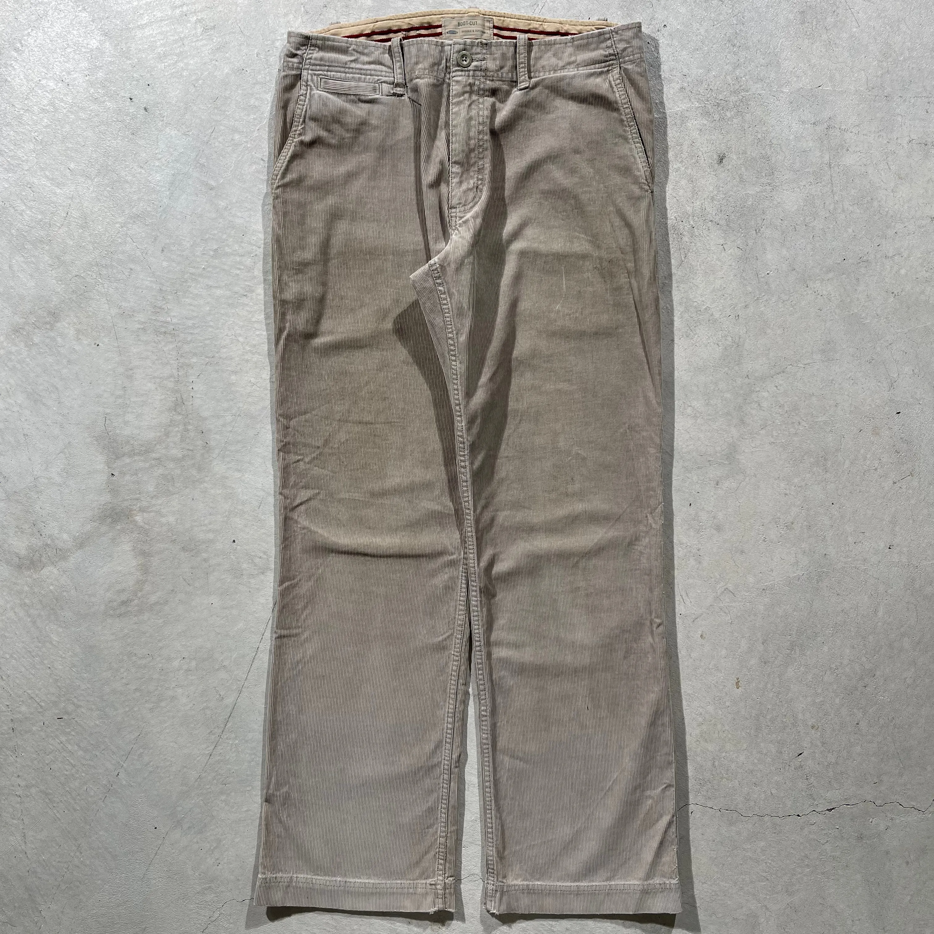 00s Boot Cut Corduroy Pants- 32