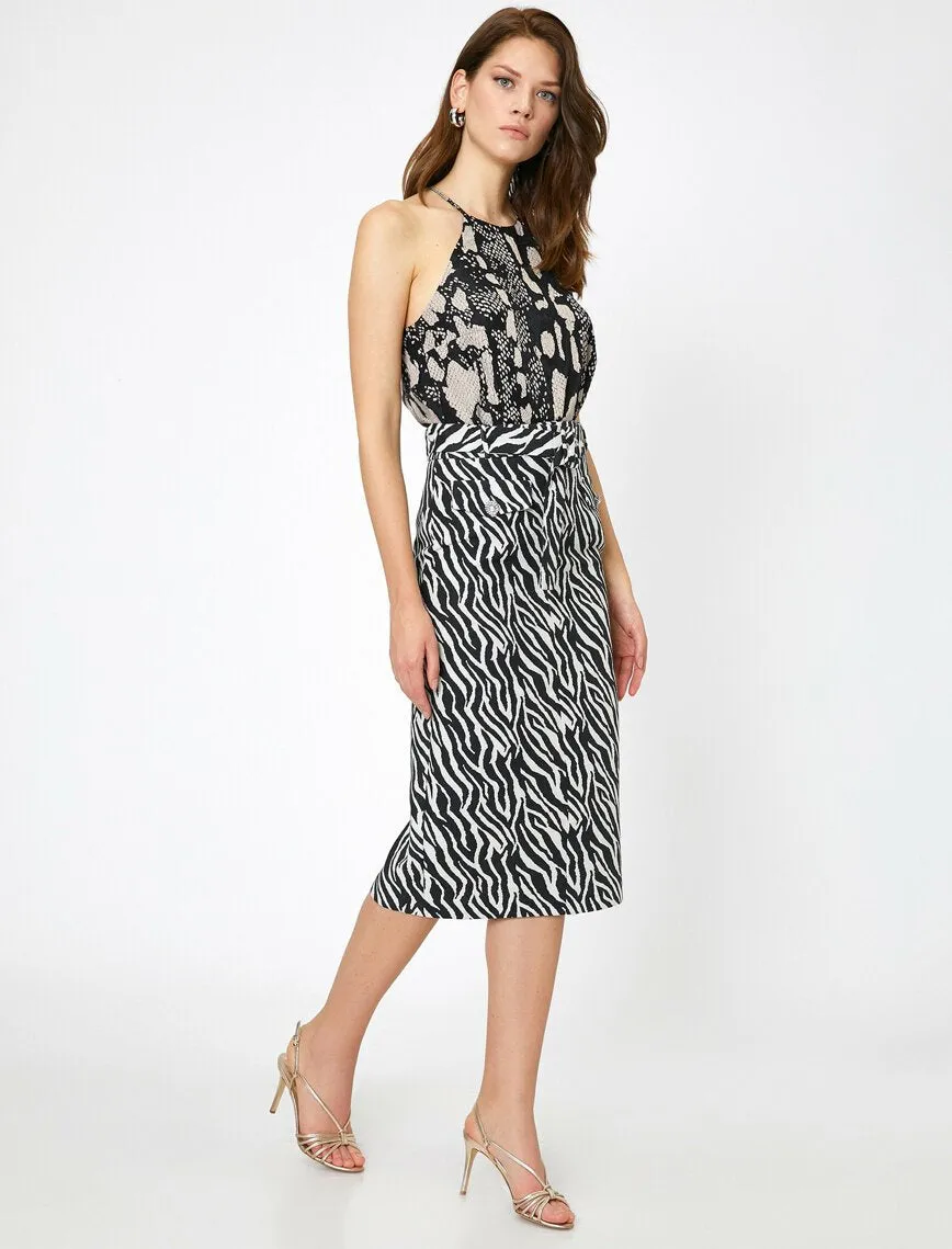 11915 Black Zebra Patterned Midi Skirt