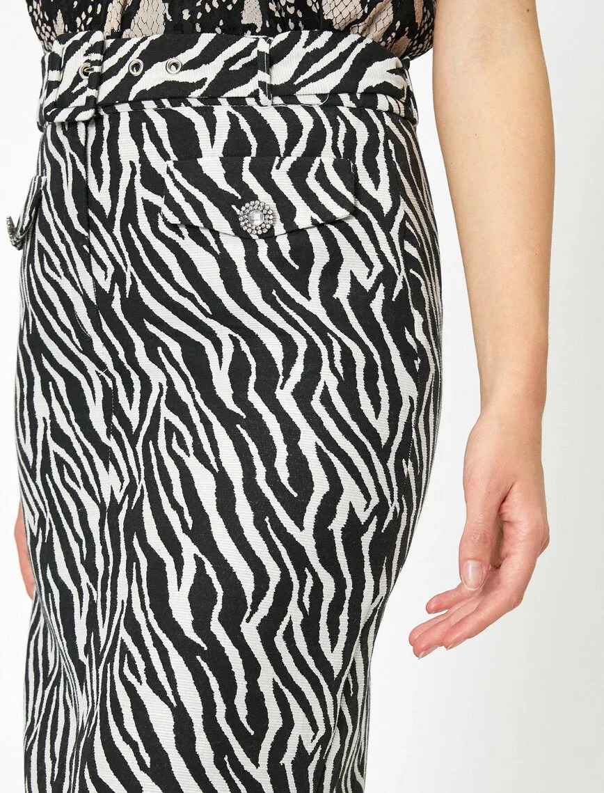 11915 Black Zebra Patterned Midi Skirt