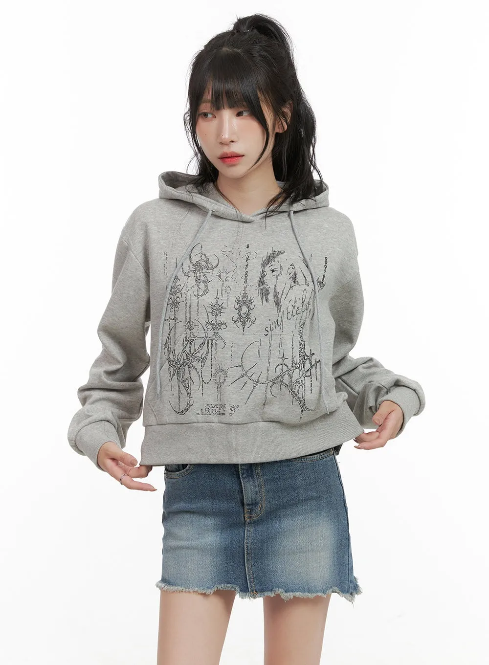 Acubi Graphic Crop Hoodie CG421