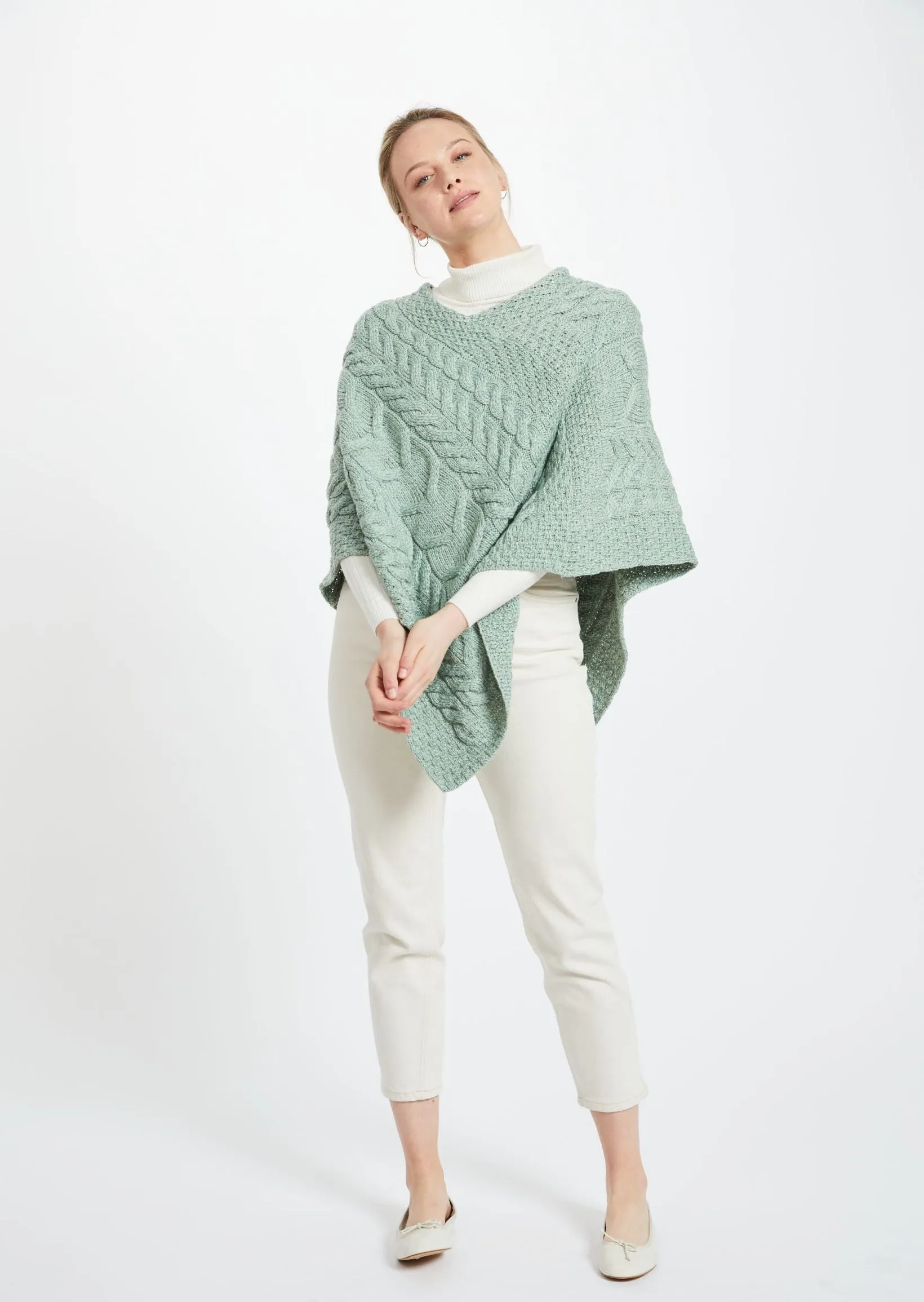 Aran Super Soft Poncho | Mint