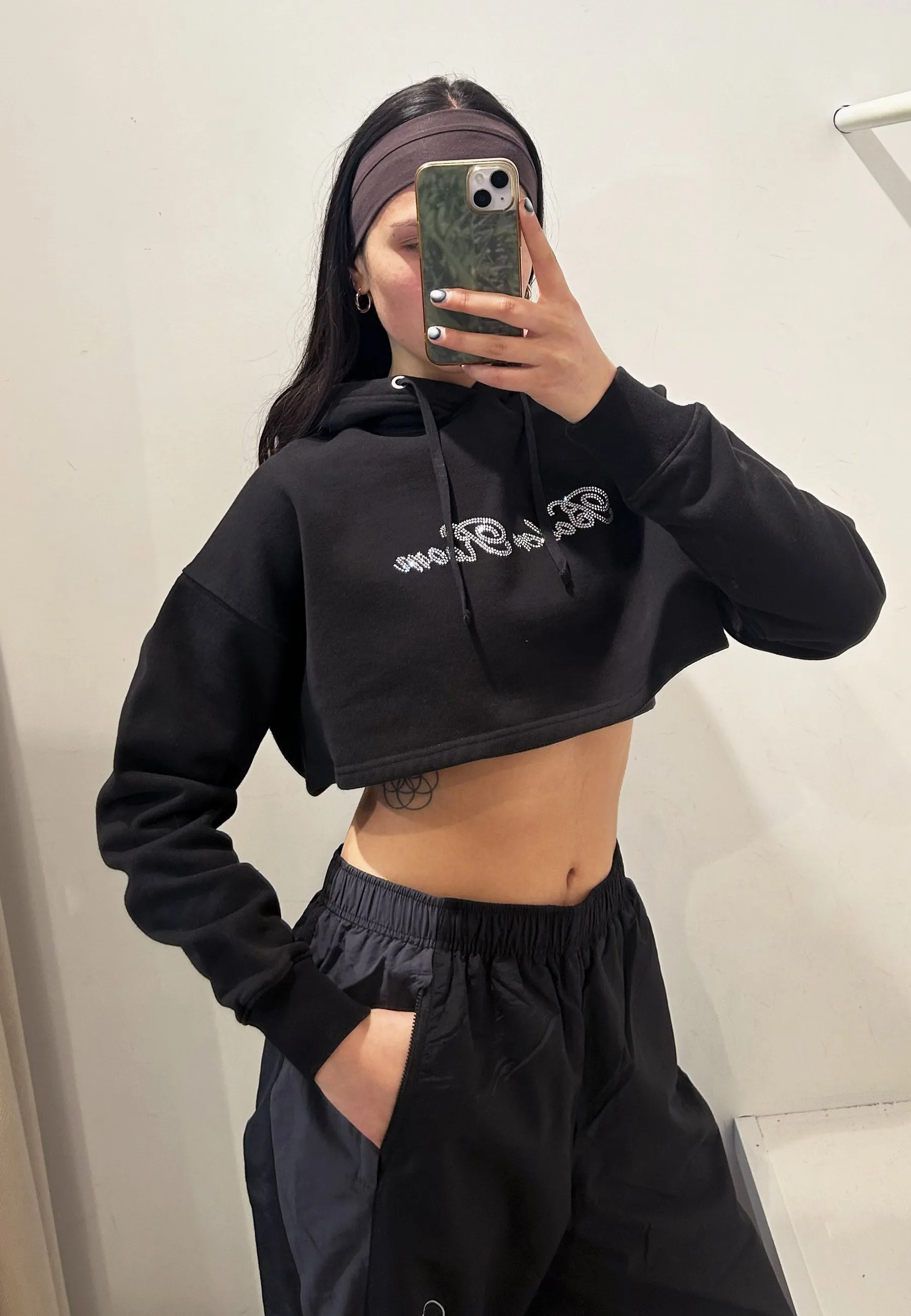 Cropped Hood - Black