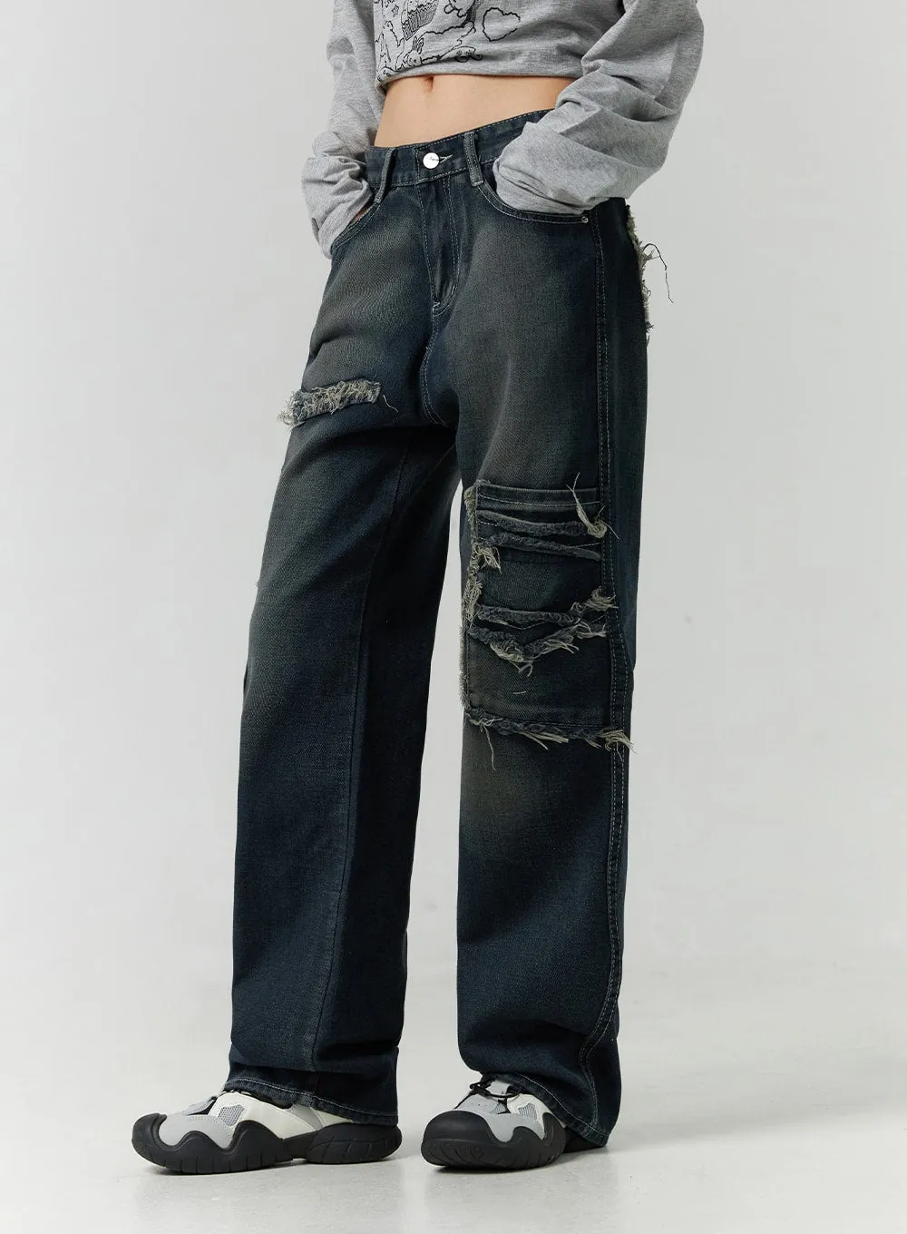 Destroyed Pocket Straight Leg Jeans CD301