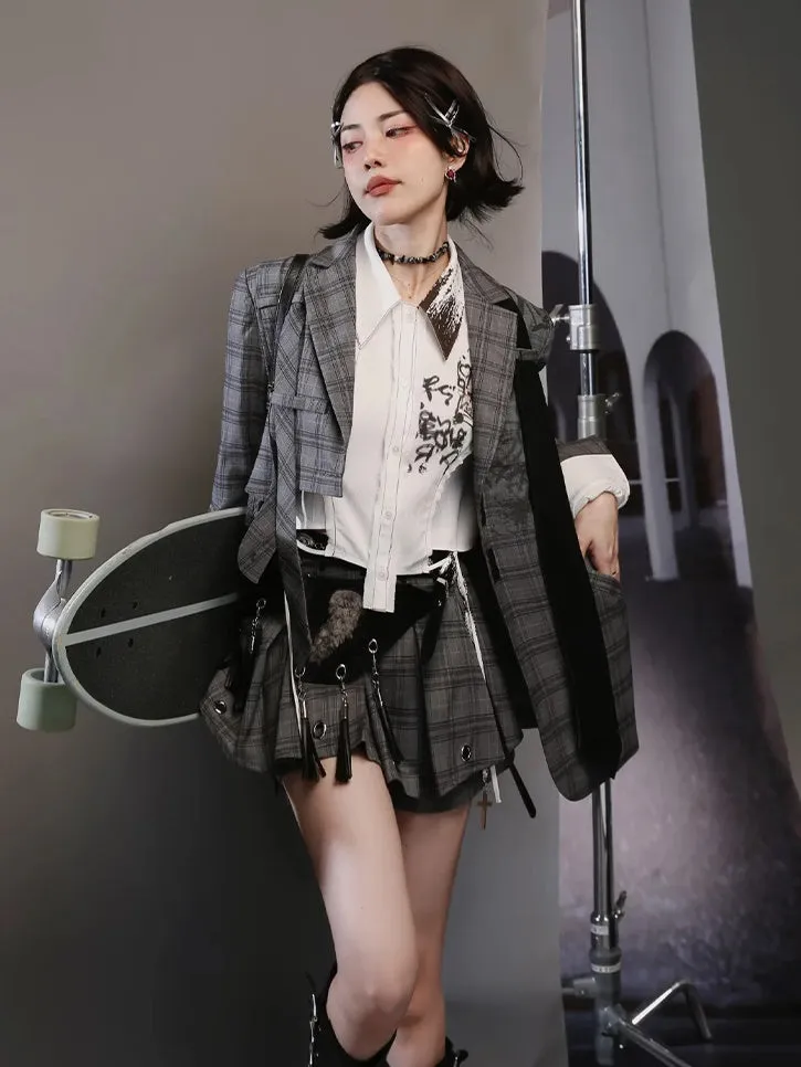 Graffiti Printed Plaid Loose Jacket ＆ Pleated Culottes & Vest ＆ Belt