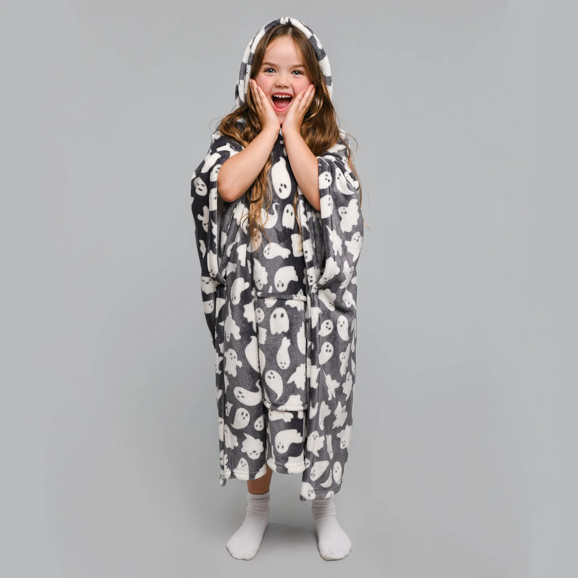 Halloween Spooky Ghosts Hooded Throw by Bedlam in Grey 75 x 92.5cm