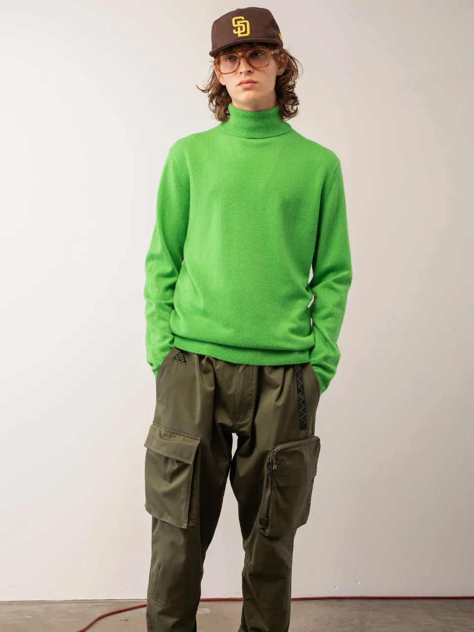 Men Turtleneck Sweater_Green