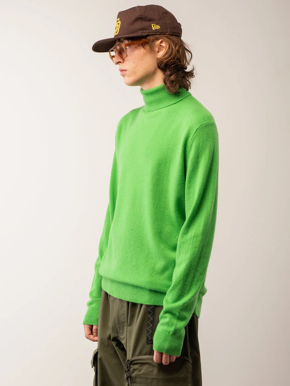 Men Turtleneck Sweater_Green