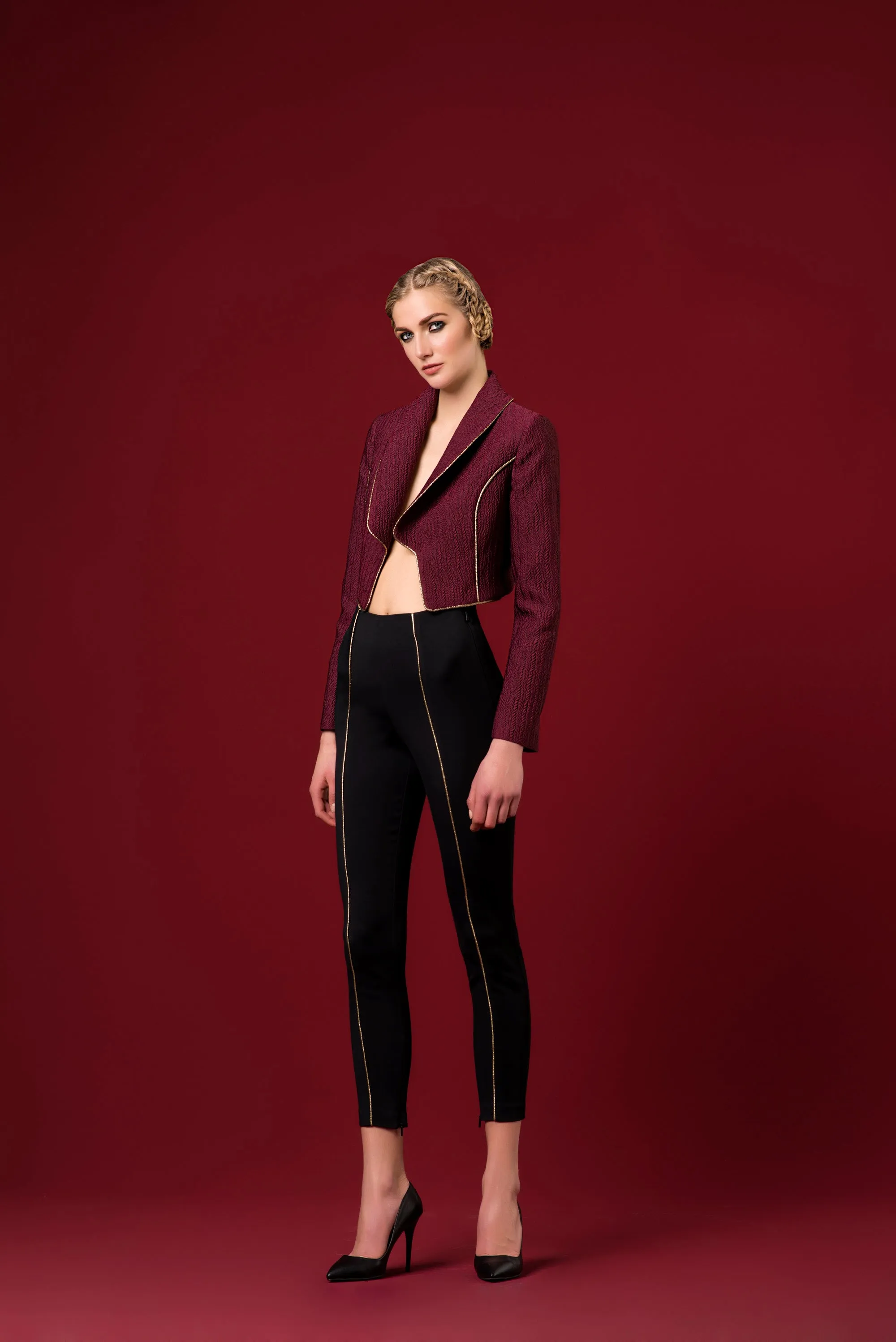 Metallic Piping Detailed Short Jacquard Jacket with Double Viscose Skinny Pant