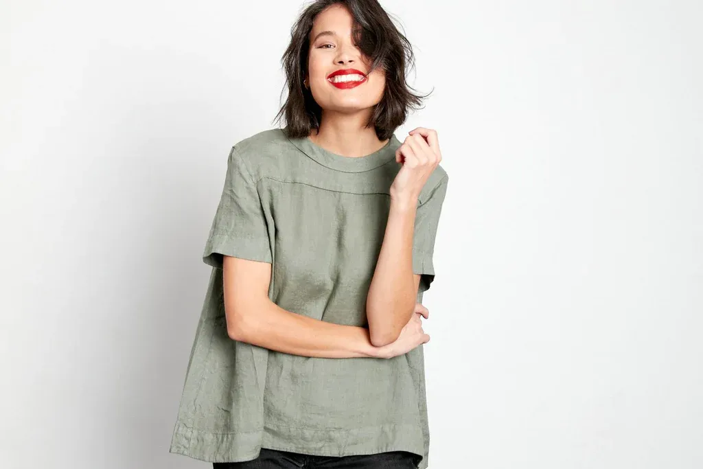 Montaigne Linen Swing Top - Khaki