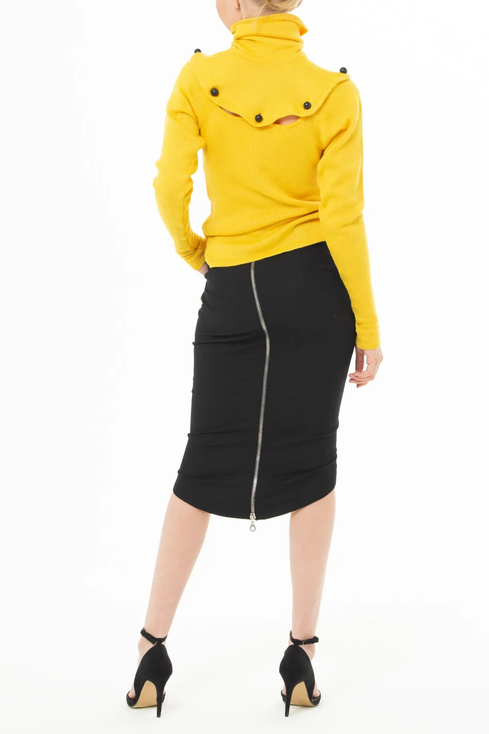 Skirt with cargo pockets