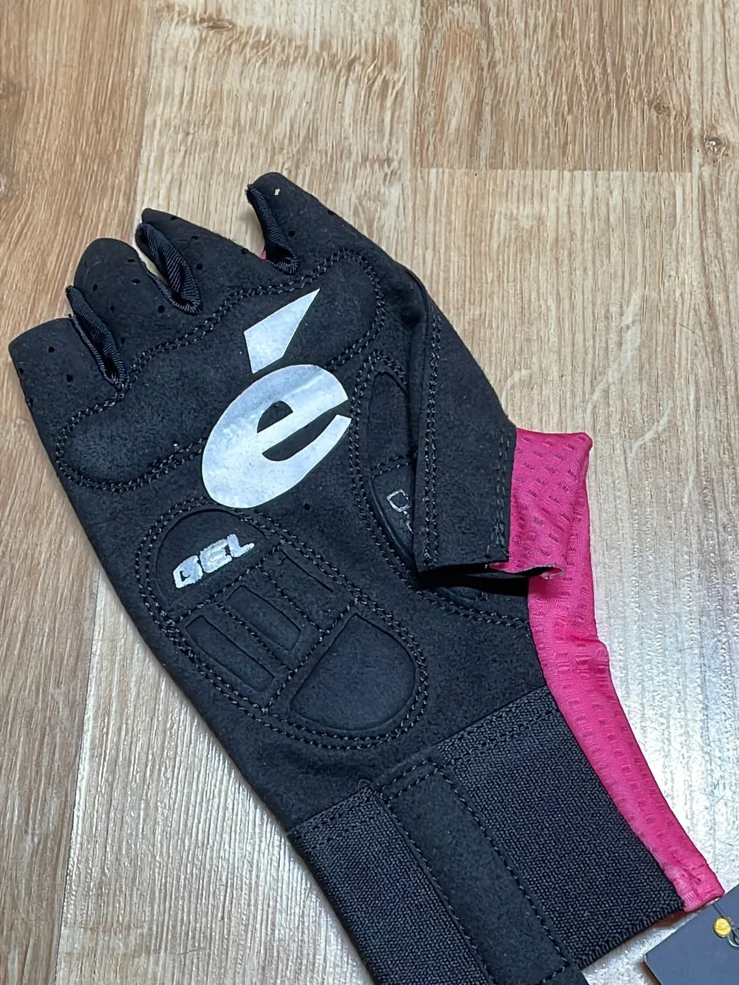 Team Jumbo Visma AGU Premium Race Gloves Pink