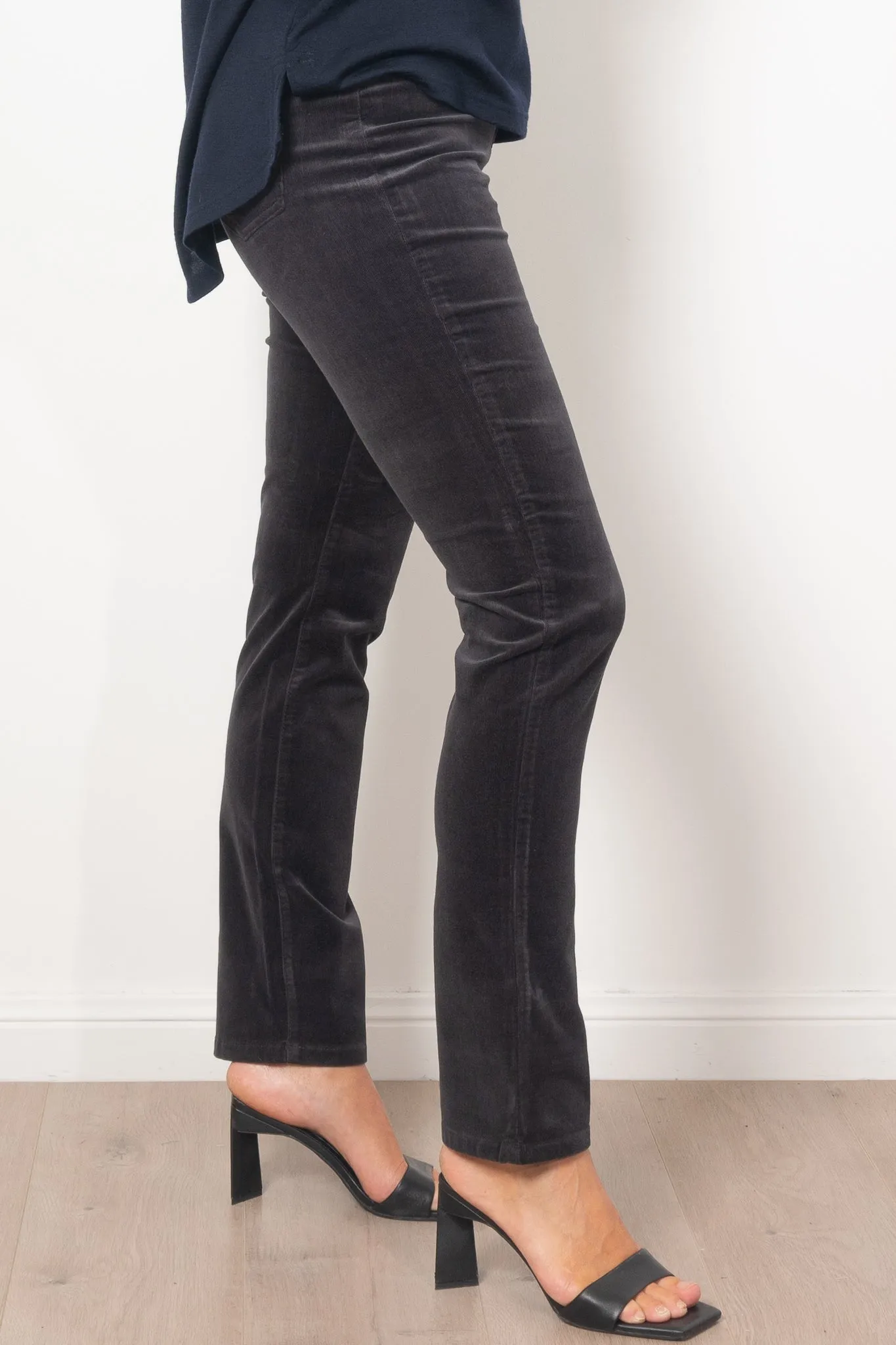 Vassalli Slim Straight Leg Corduroy Pull On Pant