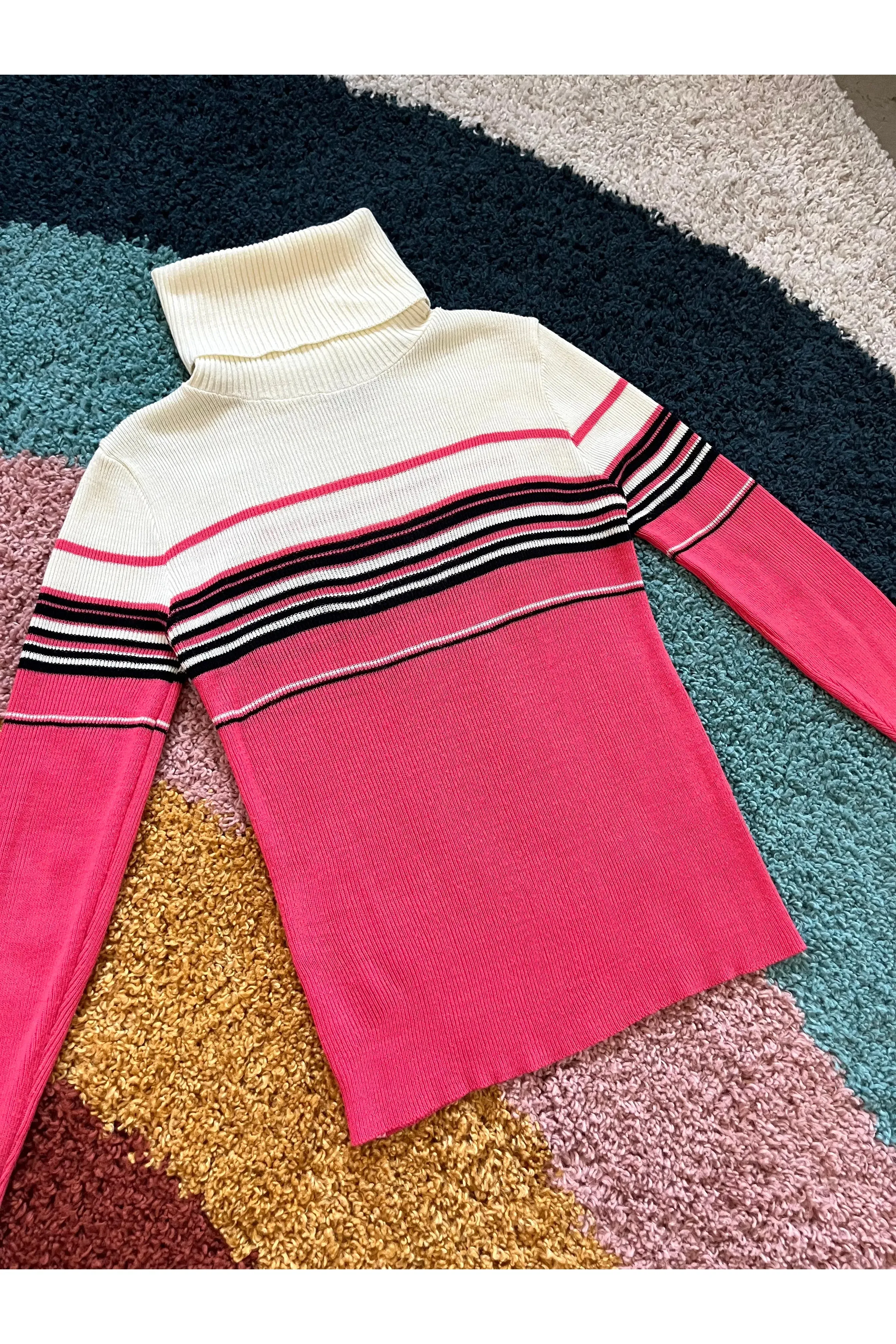 Vintage Peachy Pink Striped Turtleneck