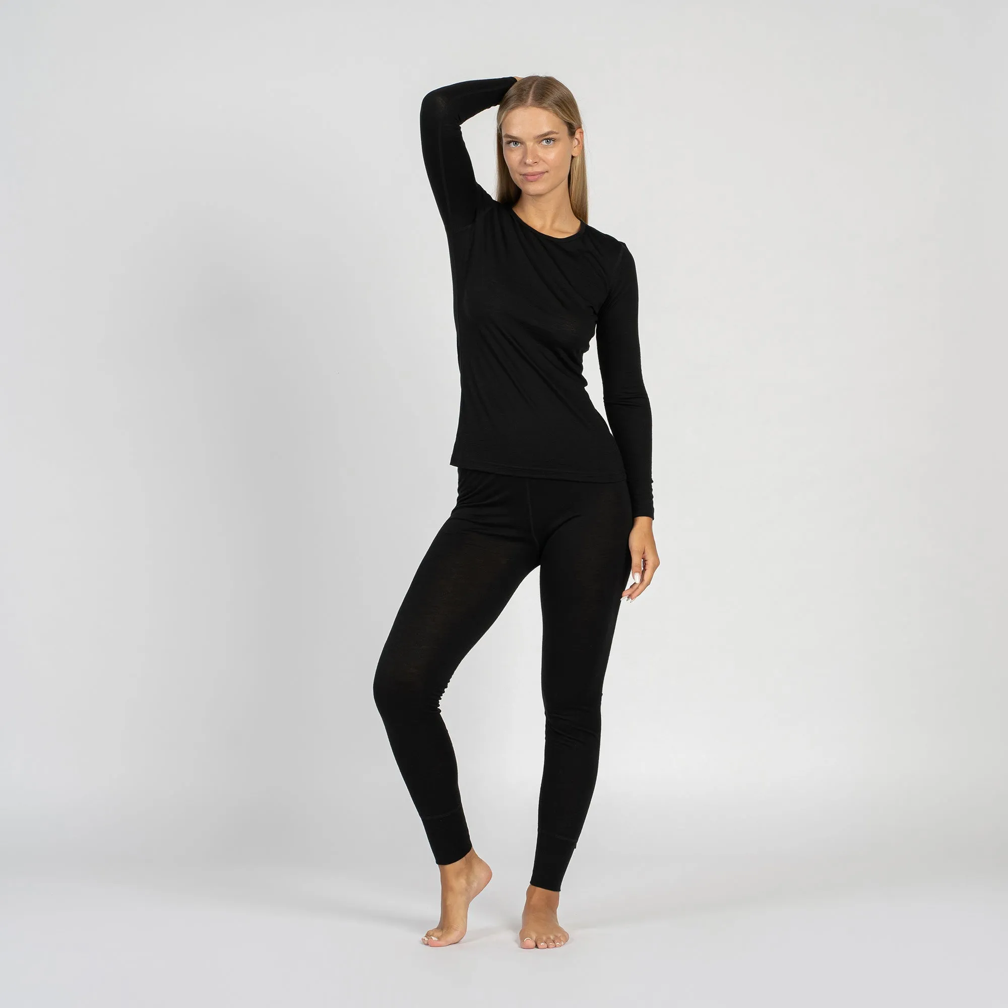 Women's 160 Long Sleeve & Bottoms 2-Piece Black