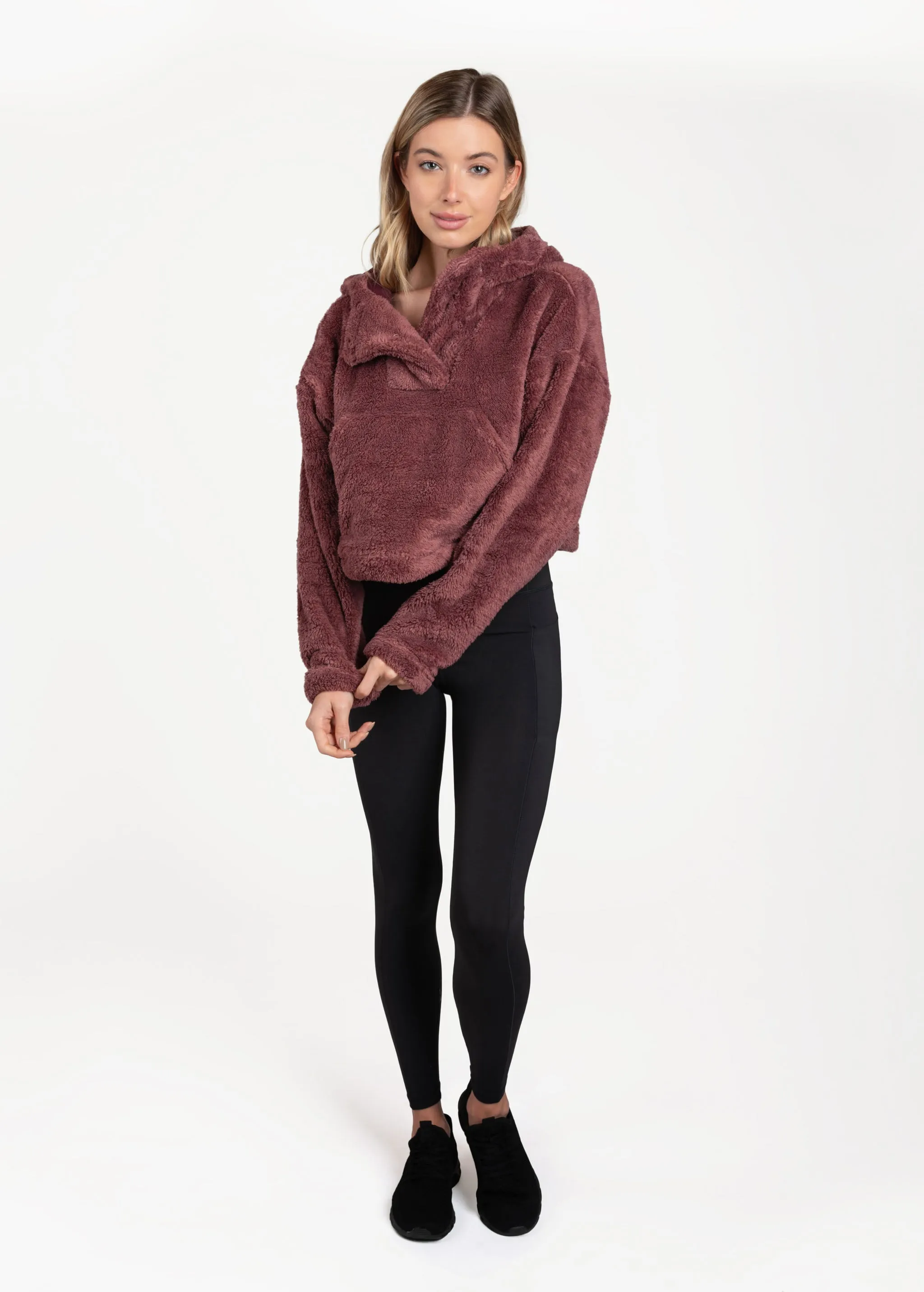 Yanali Fleece Cropped Hoodie